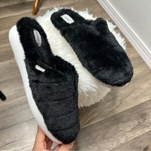 TOMS Alpargata Black Slip On Shoes size 7.5